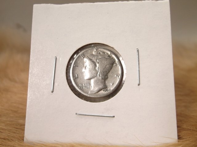 1934 D US Silver Mercury Dime (1 of 1)