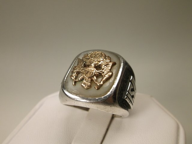 Beaut Antique 10k Sterling Silver US Army Ring 7.5 (1 of 4)