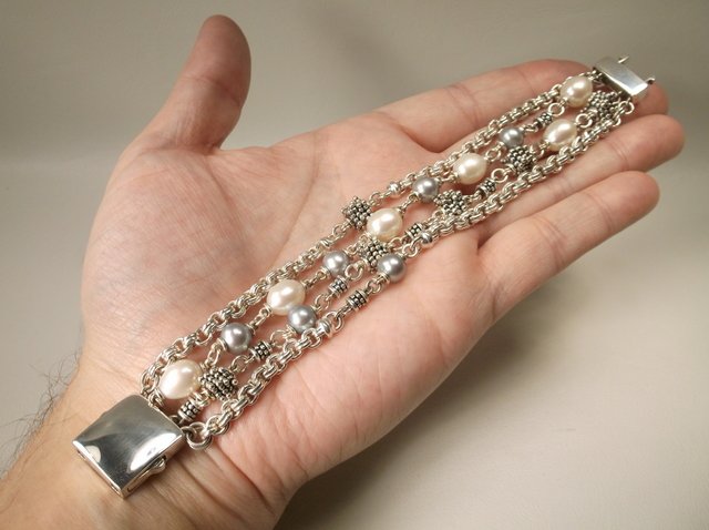 Stunning Michael Dawkins Sterling Silver Pearl Bracelet (1 of 7)