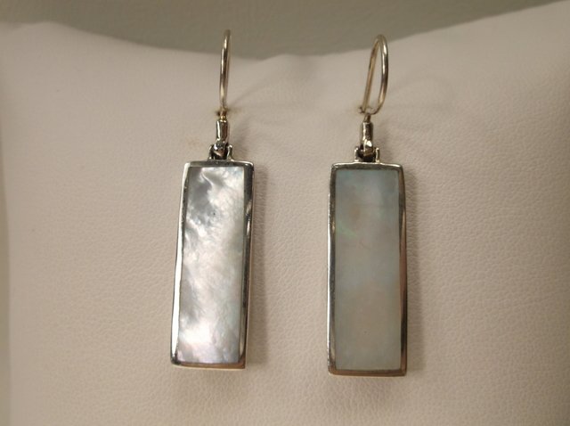 Beautiful Sterling Silver MOP Earrings (1 of 1)
