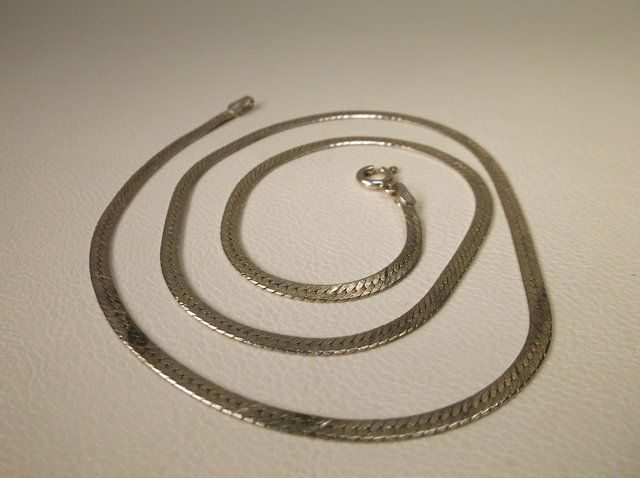 Nice Heavy Sterling Silver Chain Necklace 18" (1 of 1)