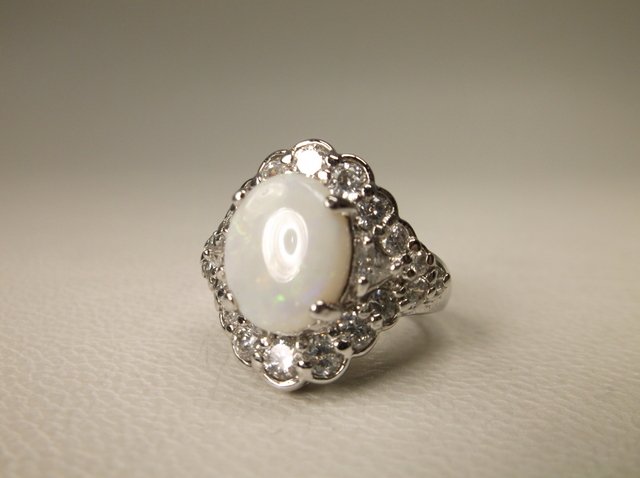 Gorgeous Sterling Silver Opal Ring 5 (1 of 2)