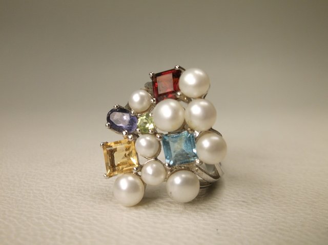 Gorgeous Sterling Silver Pearl Gemstone Ring 9 RS (1 of 2)