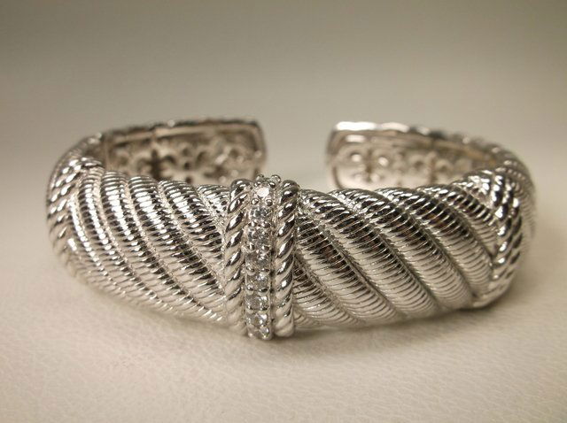 Gorgeous Huge Judith Ripka Sterling Silver Cuff (1 of 5)