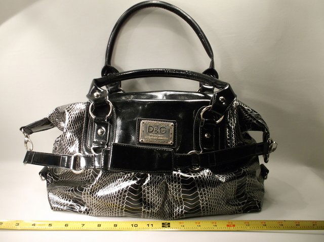 Large Black Handbag Purse (1 of 2)