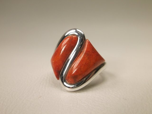 Gorgeous Desert Rose Sterling Red Coral Ring 6 (1 of 2)