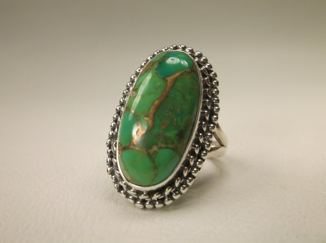 Gorgeous Sterling Silver Green Turquoise Ring 6.5 (1 of 2)