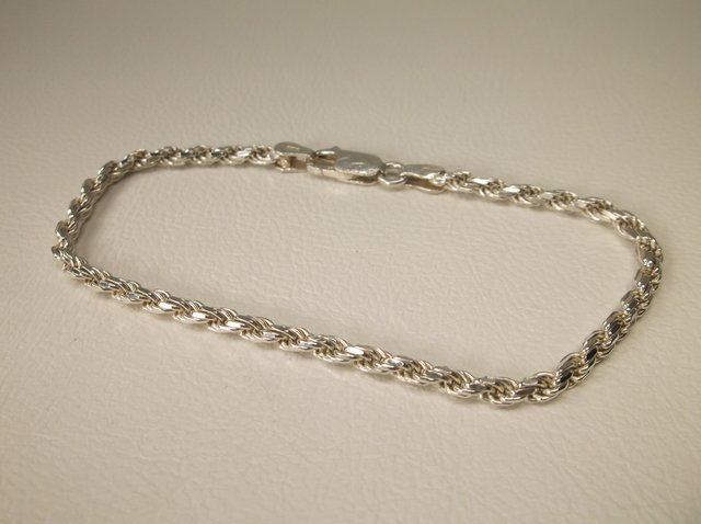 Beautiful Sterling Silver Chain Bracelet (1 of 1)