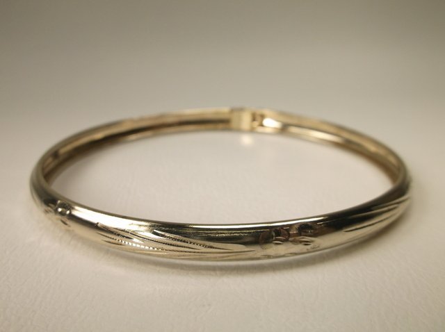 Gorgeous Gold Over Sterling Bangle Bracelet (1 of 1)