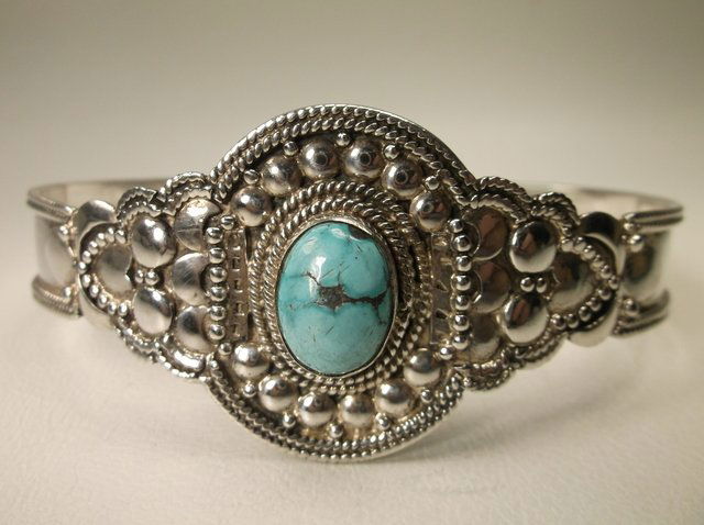 Beaut Huge Sterling Silver Turquoise Cuff Bracelet (1 of 3)
