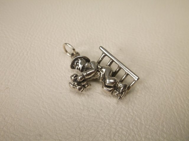 Gorgeous Sterling Silver Fireman & Cat Charm (1 of 1)