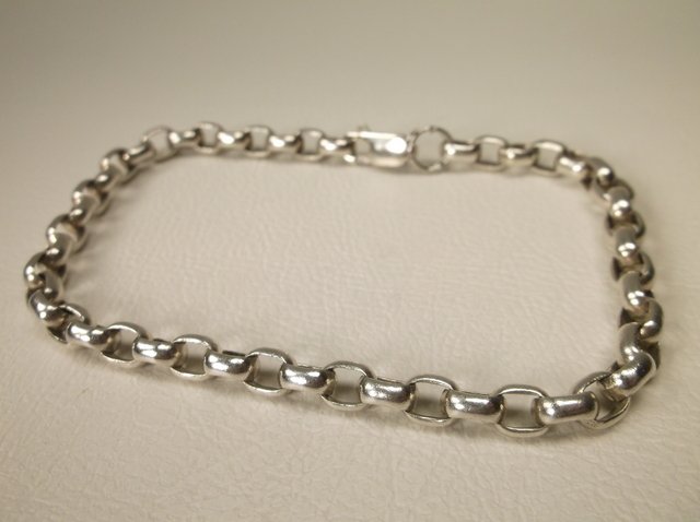 Beautiful heavy Sterling Silver Chain Bracelet: .