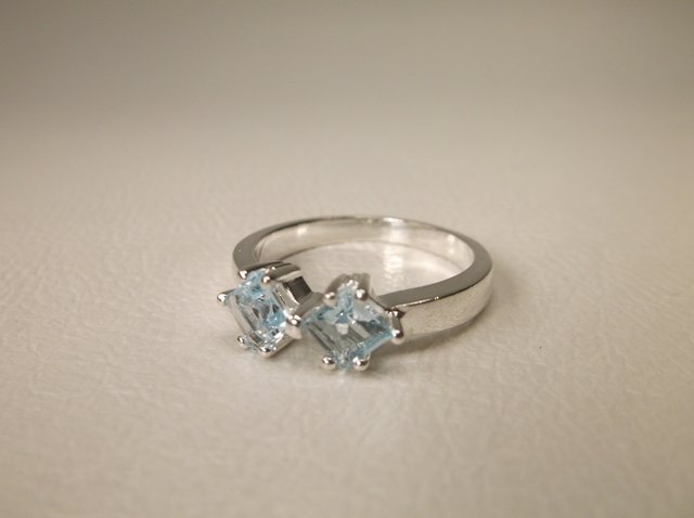Gorgeous Sterling Silver Aquamarine Ring 6 (1 of 1)