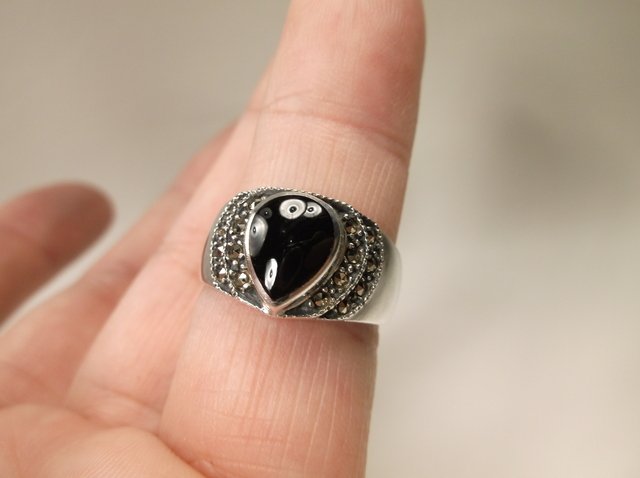Gorgeous Sterling Silver Onyx Ring (1 of 1)