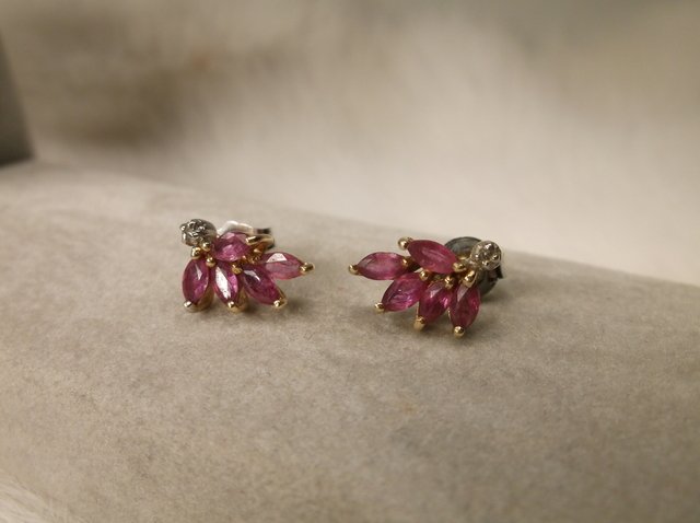Beautiful Gold Over Sterling Gen Diamond Ruby Earrings (1 of 1)