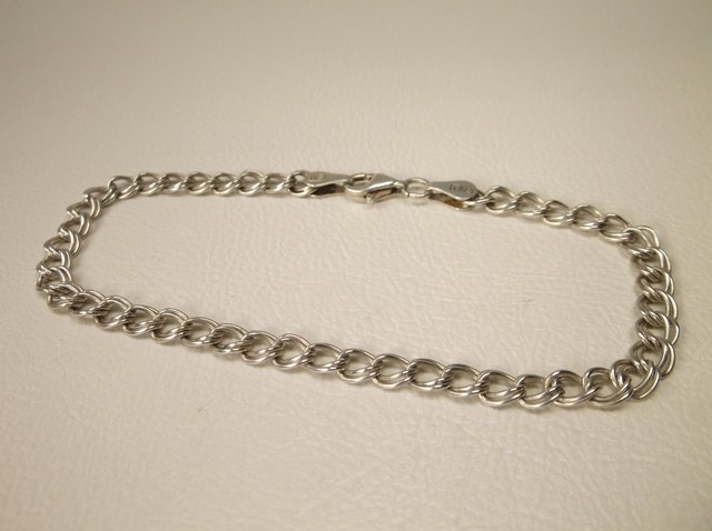 Beautiful Sterling Silver Chain Bracelet (1 of 1)