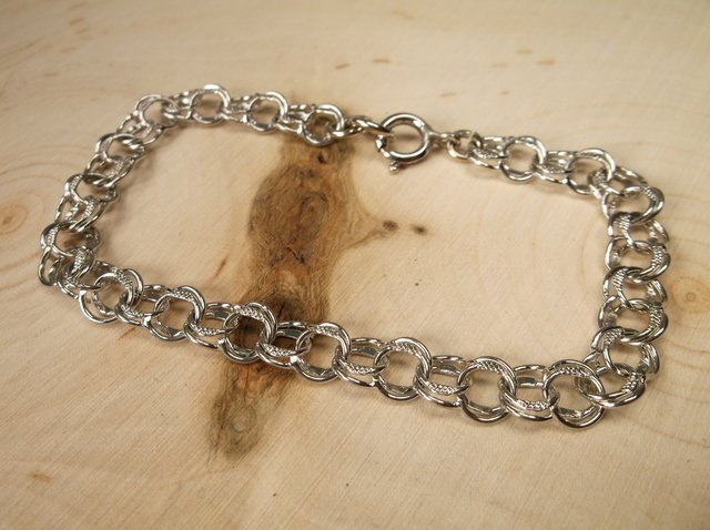 Gorgeous Antique Sterling Silver Chain Bracelet: .