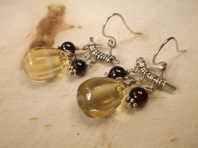 Stunning Sterling Silver Amber Earrings (1 of 1)