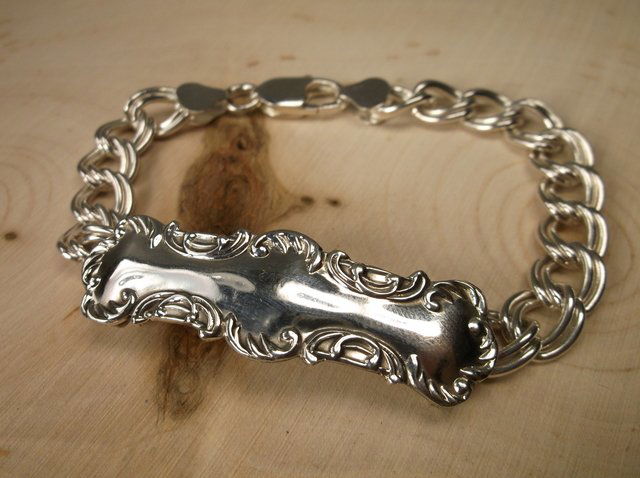 Gorgeous Heavy Sterling Silver Chain Bracelet (1 of 1)