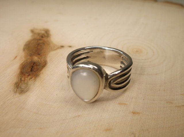 Gorgeous Barse Sterling Silver MOP Ring 8 (1 of 2)