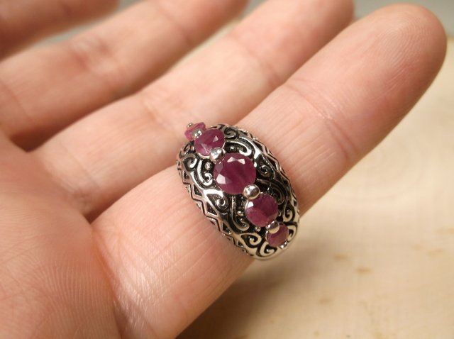 Gorgeous Sterling Silver Genuine Ruby Ring 7 (1 of 2)