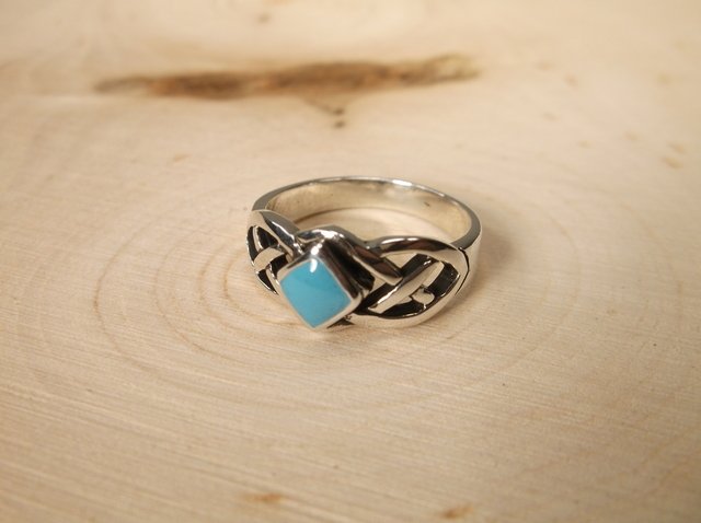 Gorgeous Sterling Silver Turquoise Ring 7 (1 of 1)