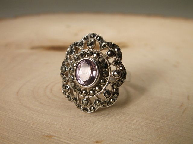 Gorgeous Sterling Silver Amethyst Ring 6.5 (1 of 1)