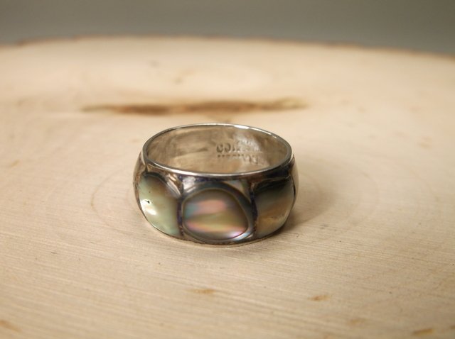 Beautiful Taxco Sterling Abalone Ring 7 Signed: .