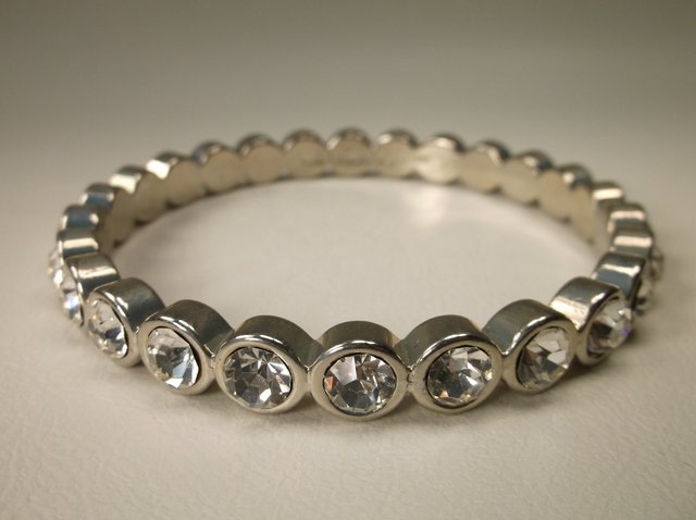 Gorgeous Graziano Rhinestone Bangle Bracelet (1 of 1)