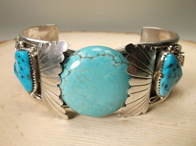 Gorg Huge Navajo Sterling Turquoise Cuff Bracelet (1 of 6)