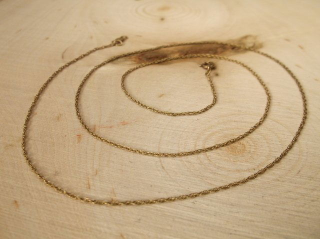 Beautiful 10kt Gold Chain Necklace 18" (1 of 1)