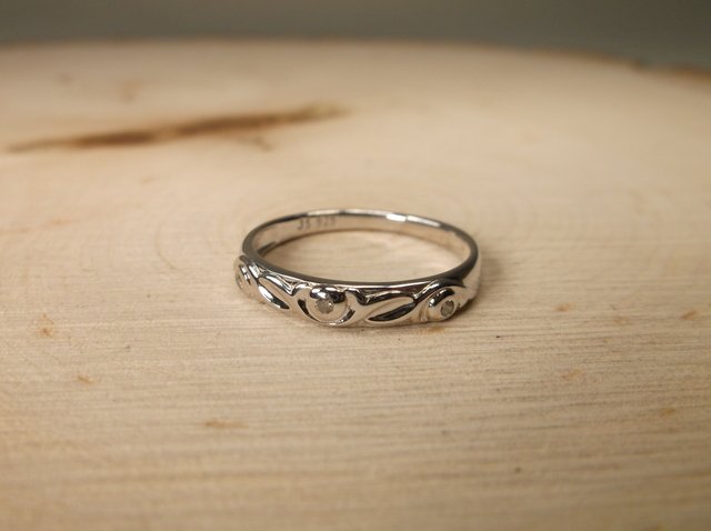 Gorgeous Sterling Silver 3 Gen Diamond Ring 8 (1 of 1)