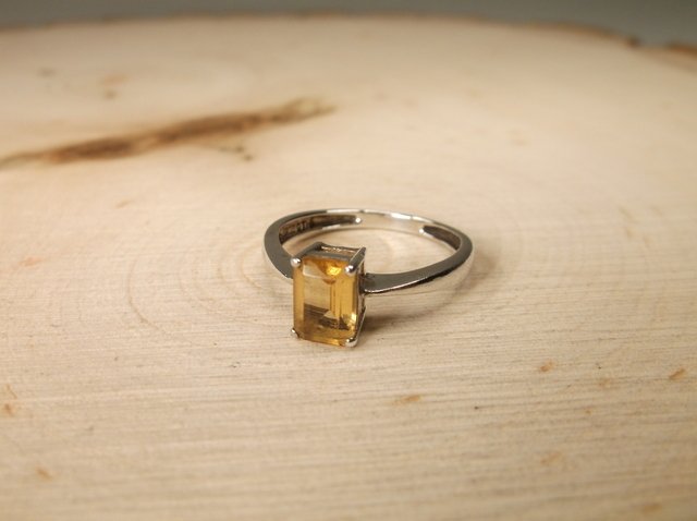 Gorgeous Sterling Silver Citrine Ring 6 (1 of 1)