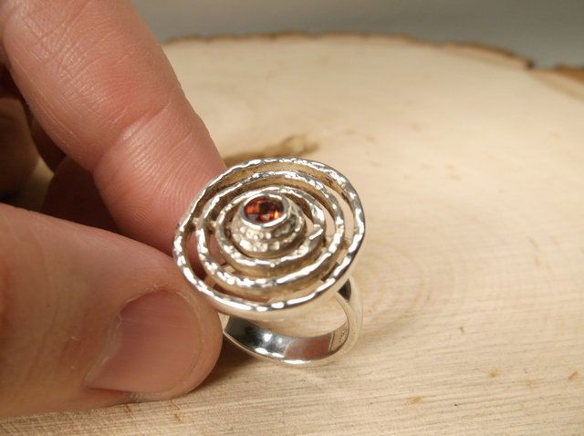 Gorgeous Sterling Genuine Garnet Ring 6 (1 of 1)
