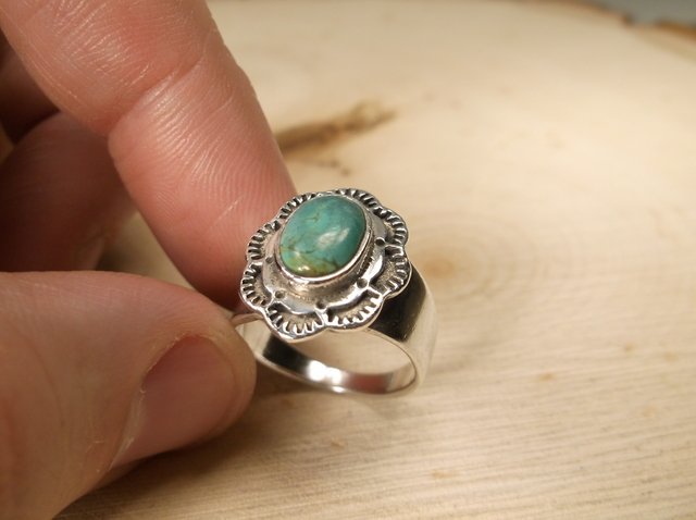Gorgeous Sterling Silver Turquoise Ring 7 (1 of 2)