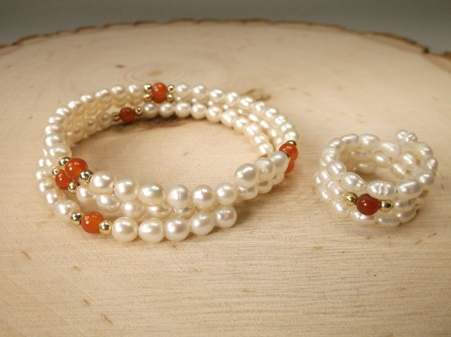 Gorgeous Genuine Pearl Amber Bracelet Ring Set (1 of 1)