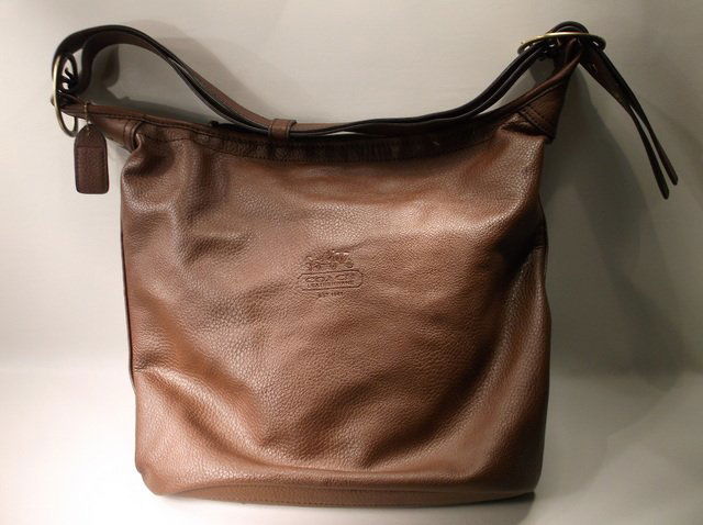 Beautiful Leather Coach Handbag Purse (1 of 7)