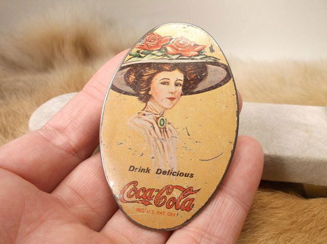 Original Antique Coca-Cola Hand Mirror (1 of 2)