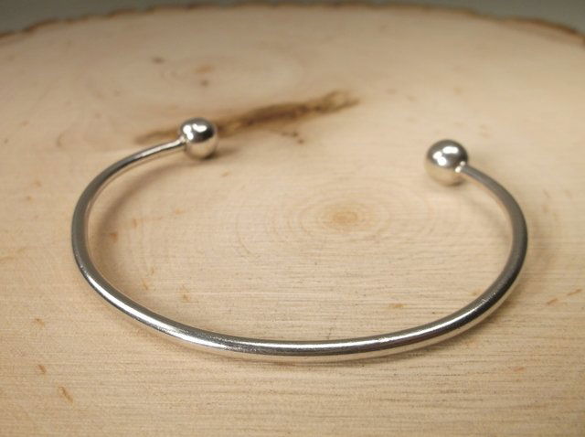 Gorgeous Heavy Sterling Silver Cuff Bracelet (1 of 1)