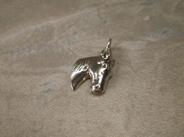 Gorgeous Sterling Silver Horse Charm Pendant (1 of 1)