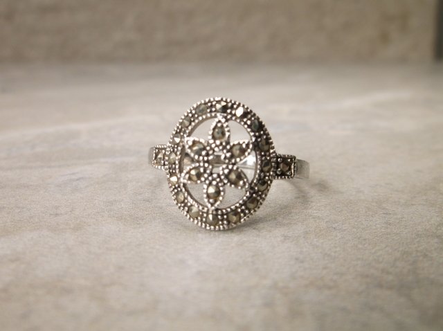 Gorgeous Sterling Silver Marcasite Ring 9 (1 of 1)