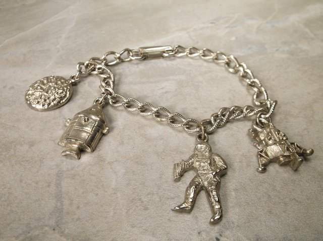 Beautiful Vintage Apollo Moon Landing Bracelet (1 of 1)
