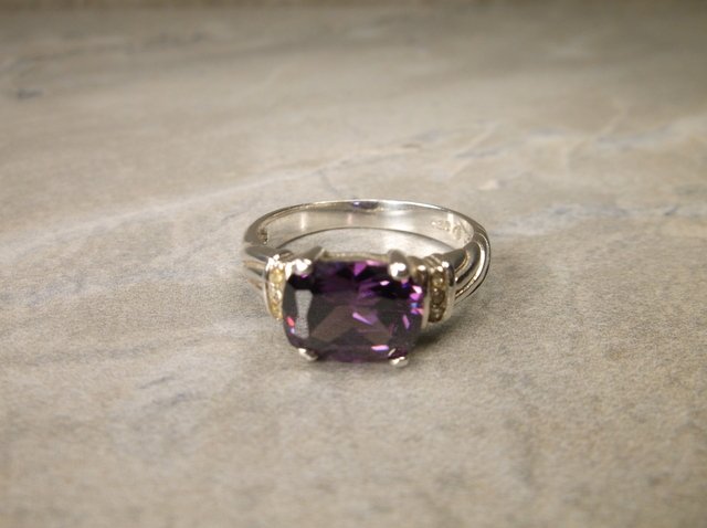 Gorgeous Sterling Silver Purple Topaz Ring 8 (1 of 1)