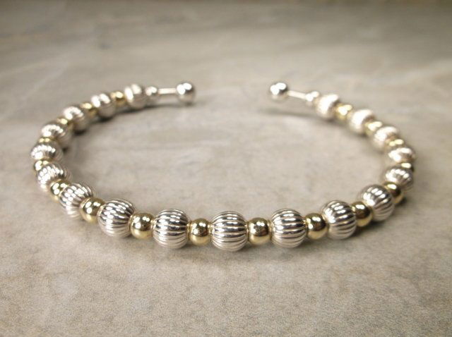 Gorgeous Heavy Sterling Silver Ball Cuff Bracelet (1 of 2)