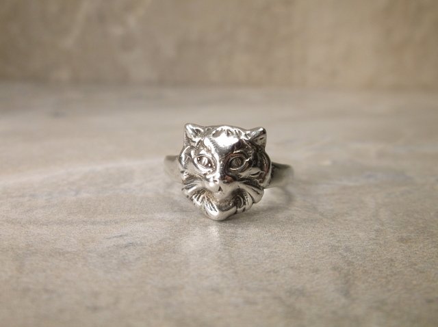 Gorgeous Vintage Sterling Silver Cat Ring 7 (1 of 2)