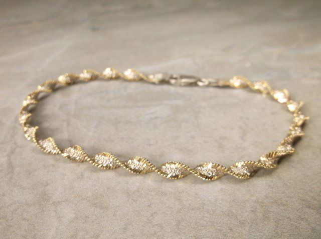 Gorgeous Gold Over Sterling Chain Bracelet 7.75" (1 of 1)