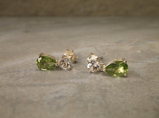 Gorg Sterling Silver Peridot Diamond Earrings (1 of 1)