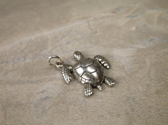 Gorgeous Sterling Silver Turtle Charm (1 of 1)