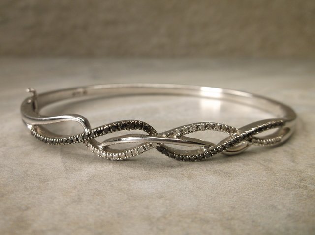 Stunning Sterling 67 Genuine Diamond Bracelet (1 of 2)