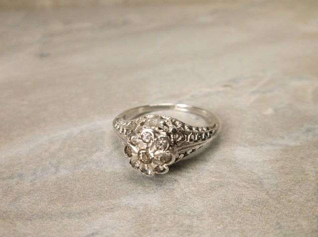 Gorgeous Art Deco Sterling Silver Ring 7 (1 of 1)